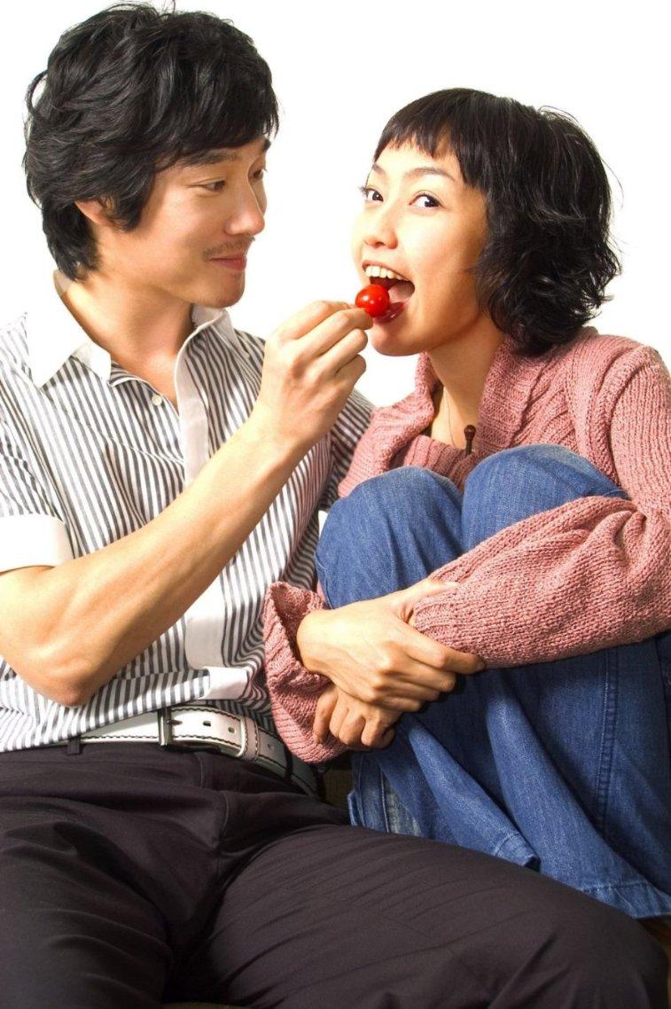 梦见两个棺材一个抬出来了一个在堂屋？游戏画面