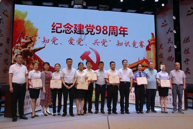库明加11中11轰25+9追平队史纪录：队记重申非卖品 美媒高呼打疯了