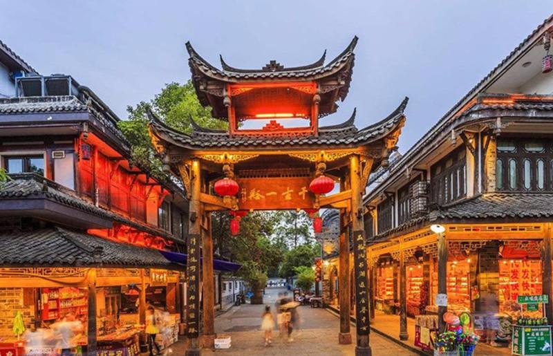【甘快看】在新发展格局中赢得高质量发展新优势——全省党员干部热议政府工作报告